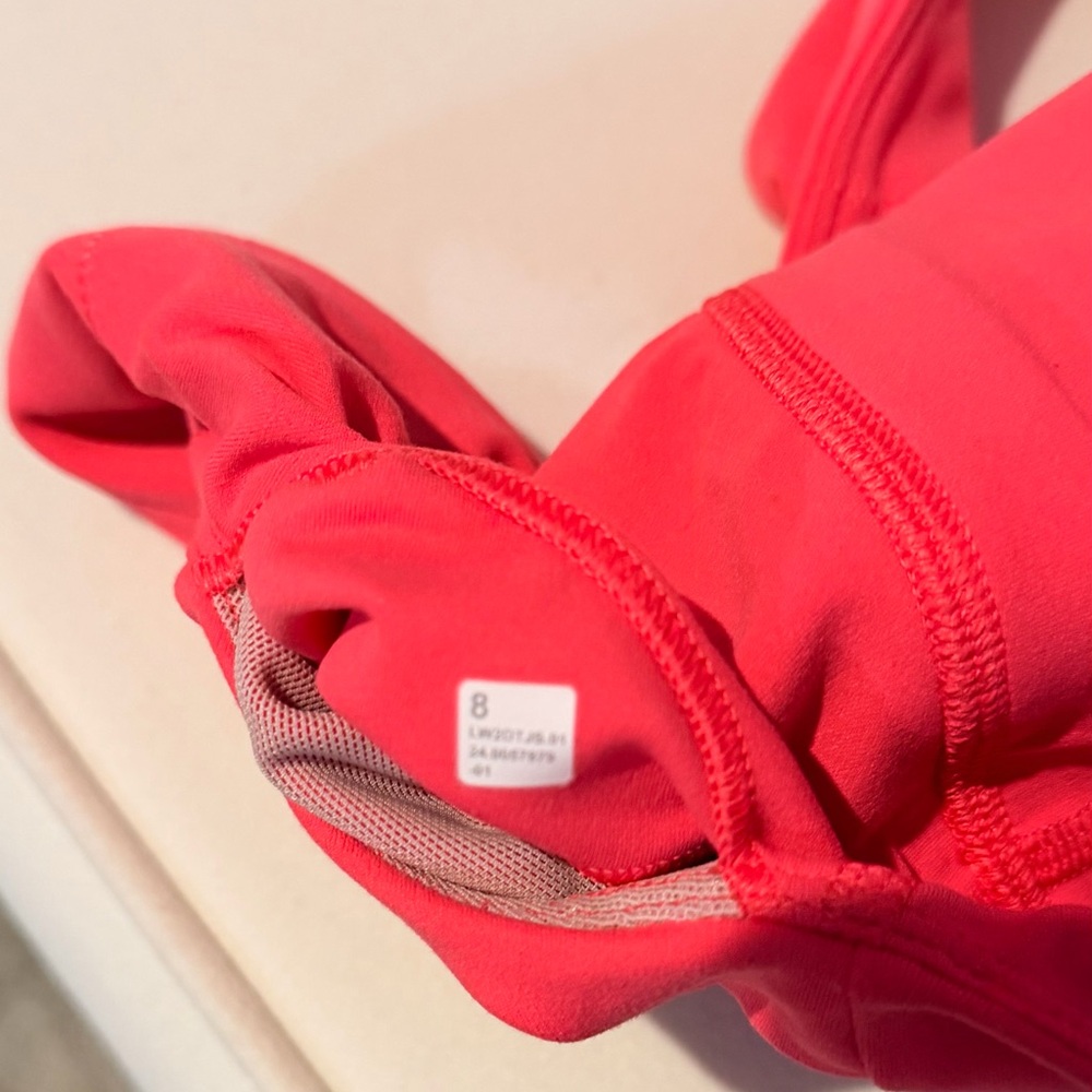 Lululemon Align V-Neck Bra *Light
Support, C/D Cup|Size 8 - Picture 5 of 5